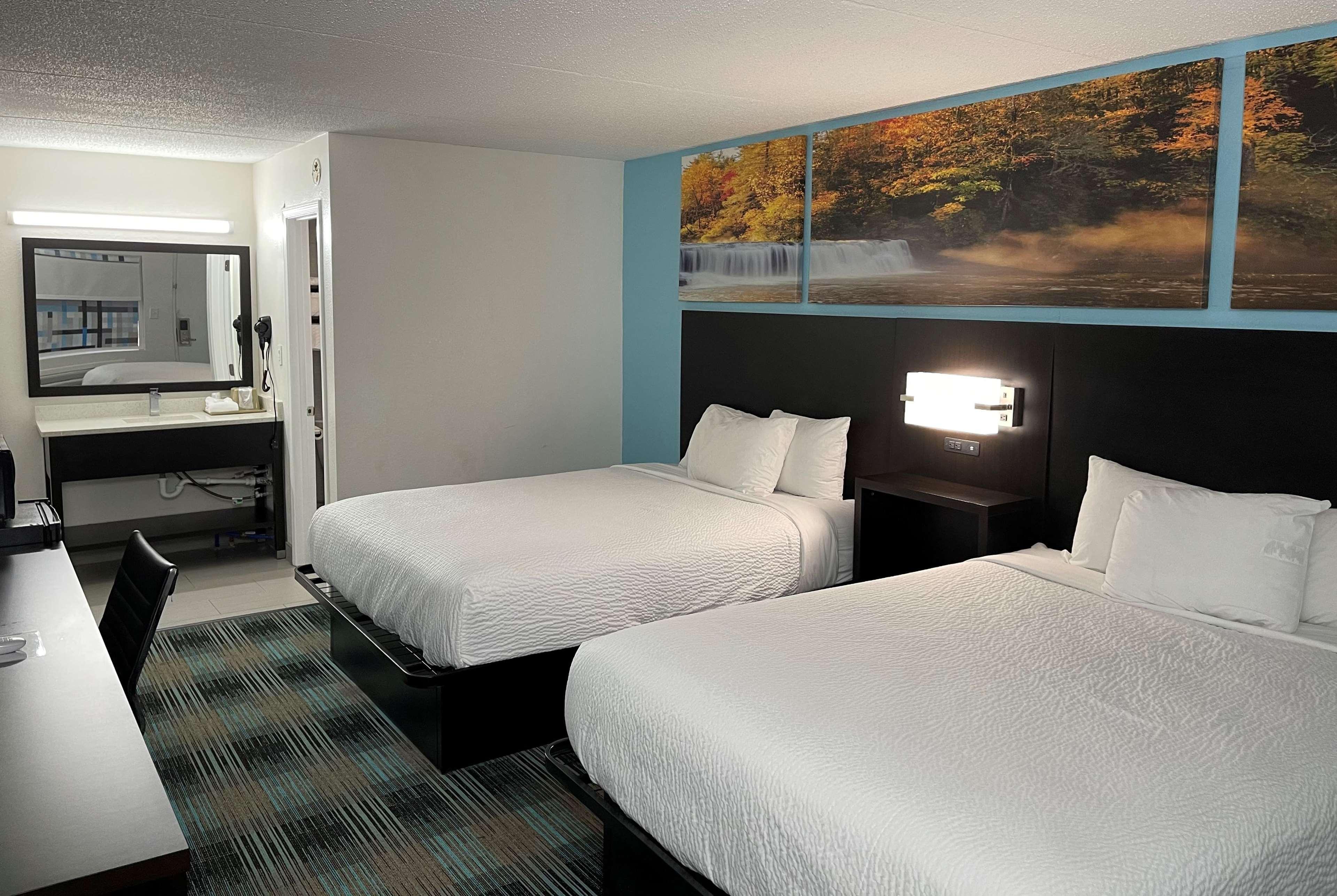 Days Inn By Wyndham Calhoun Ga I-75 And Us-41 מראה חיצוני תמונה