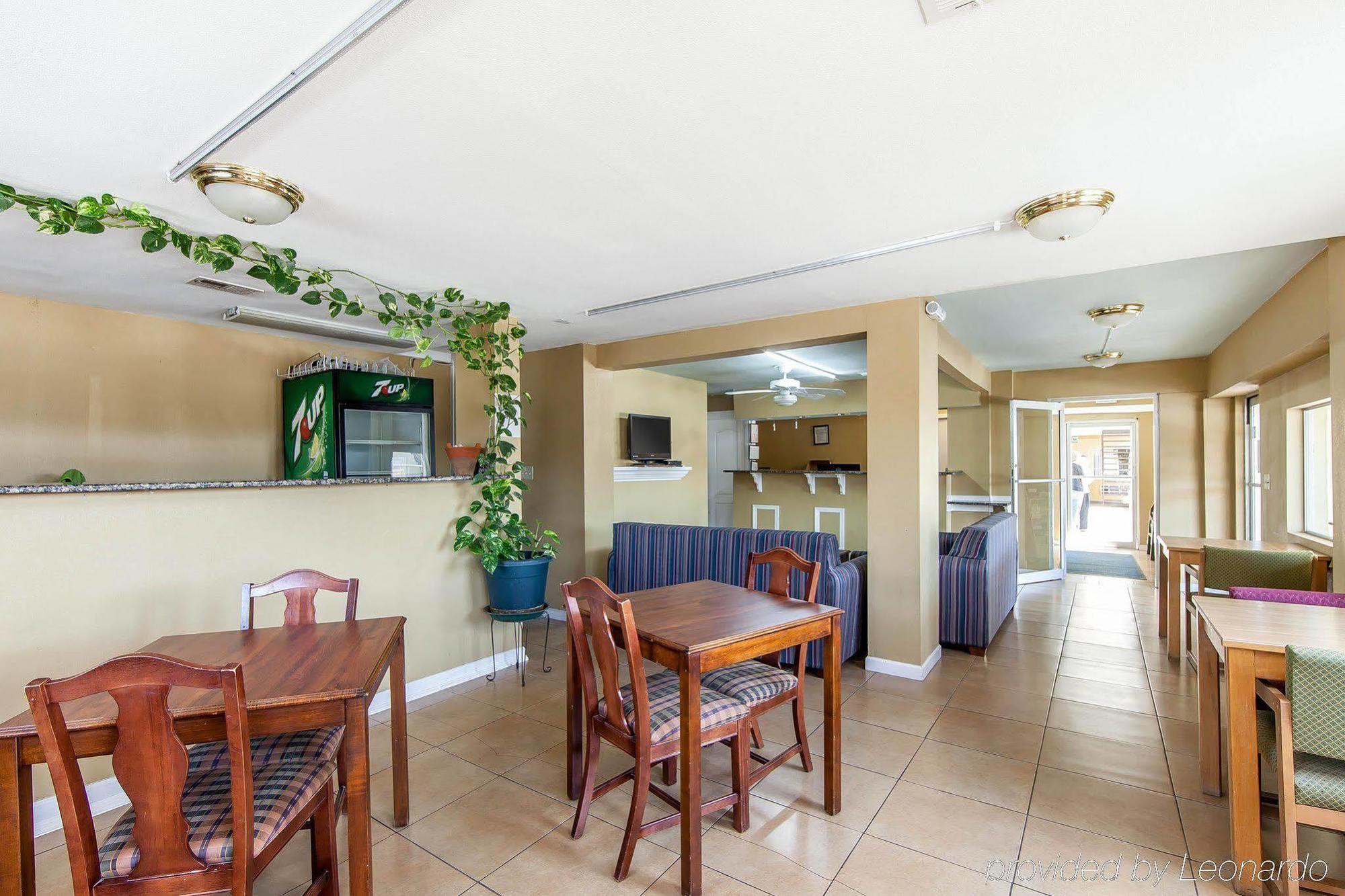 Days Inn By Wyndham Calhoun Ga I-75 And Us-41 מראה חיצוני תמונה